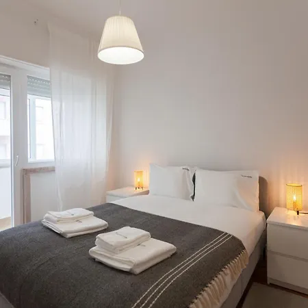 Flh Sete Rios Homey Apartment